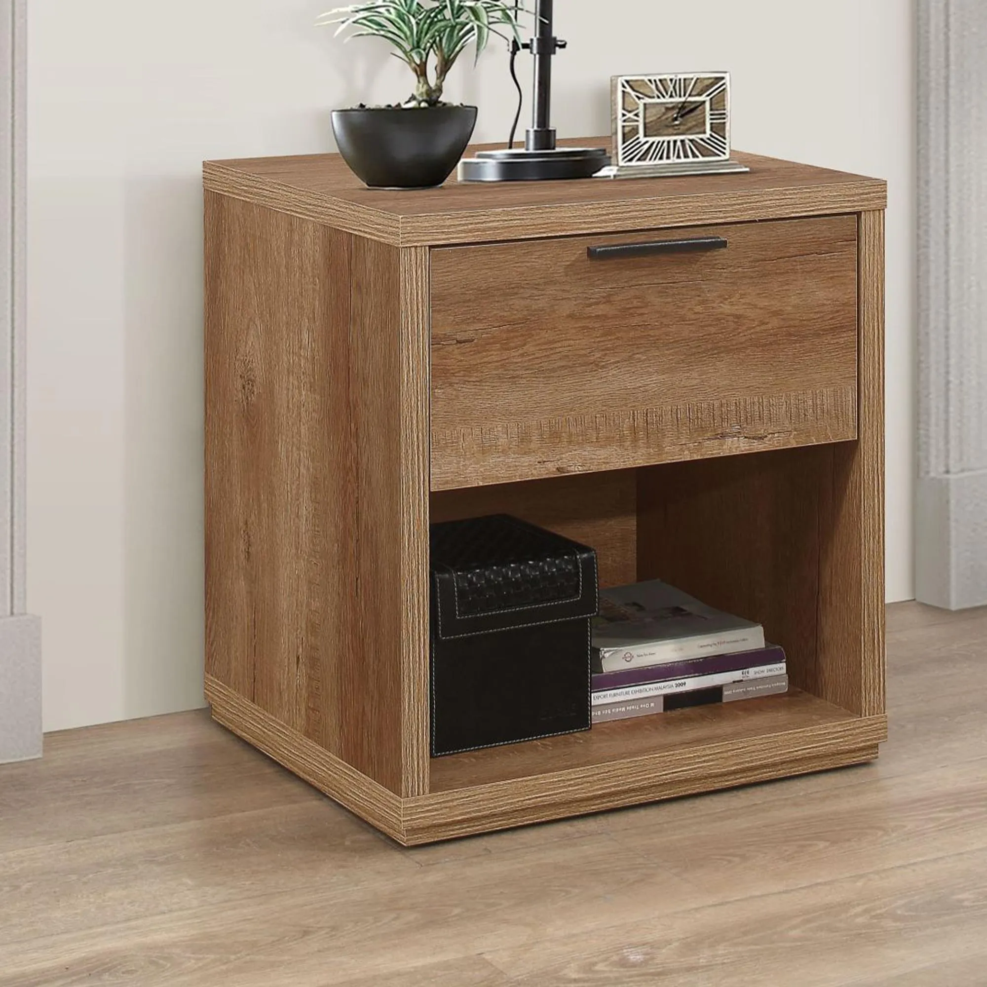 Stockwell Bedside Cabinet - Rustic Oak