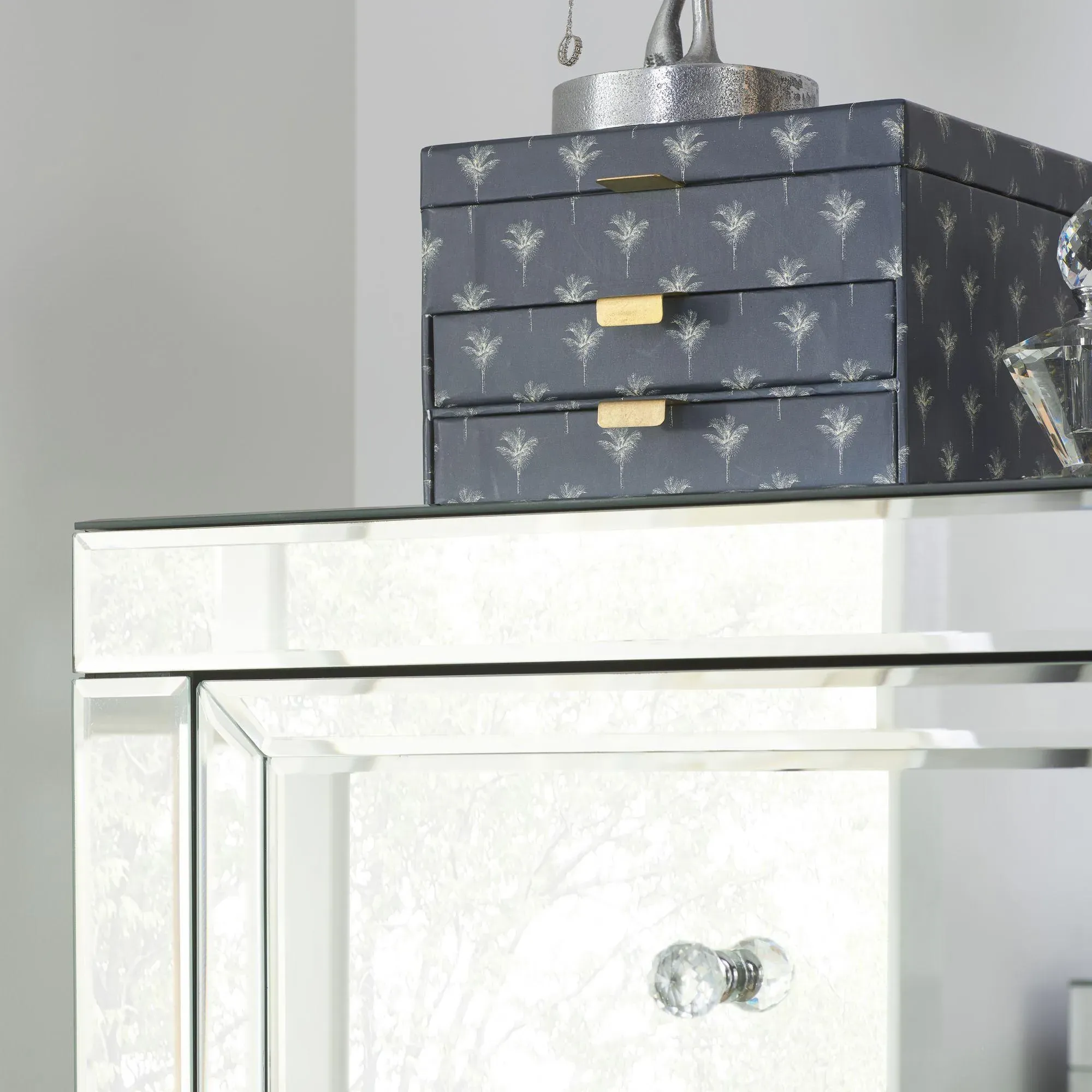 Valencia 5 Drawer Narrow Chest - Mirrored