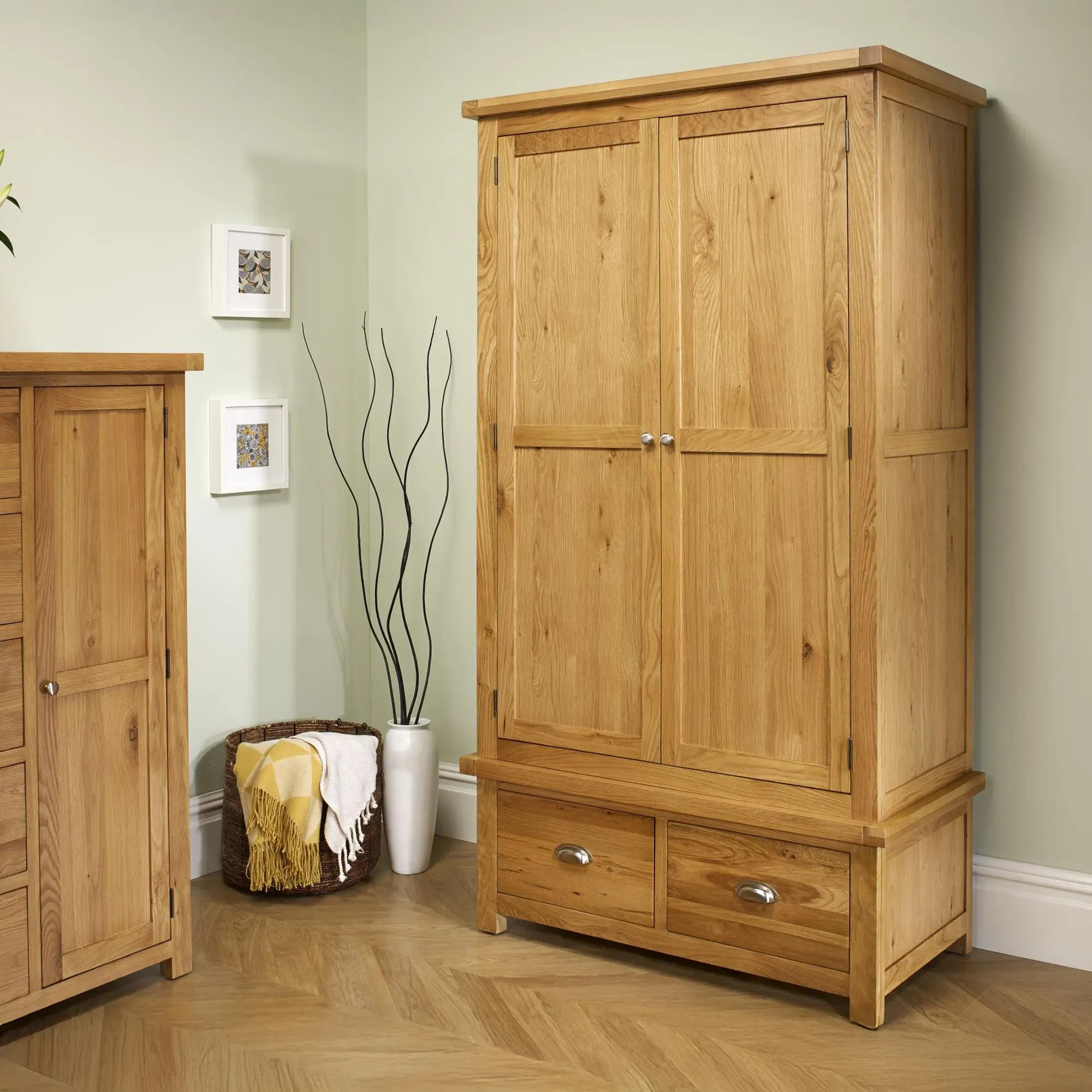 Woburn 2 Door Wardrobe with Drawers - Rustic, Oak