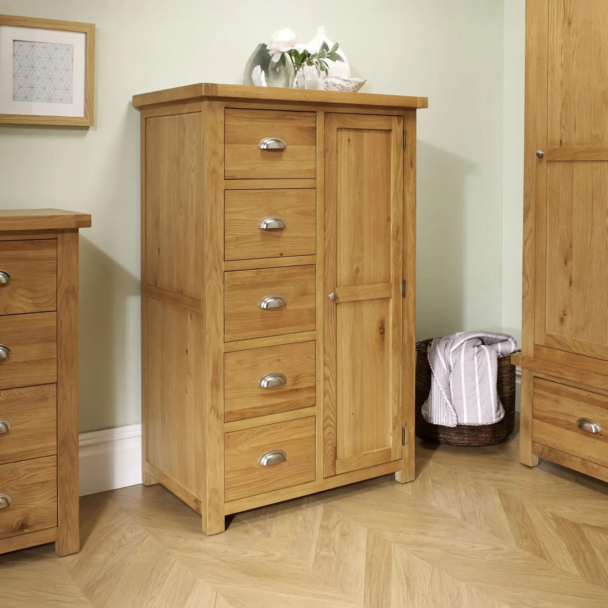 Woburn Short Wardrobe - Rustic, Oak
