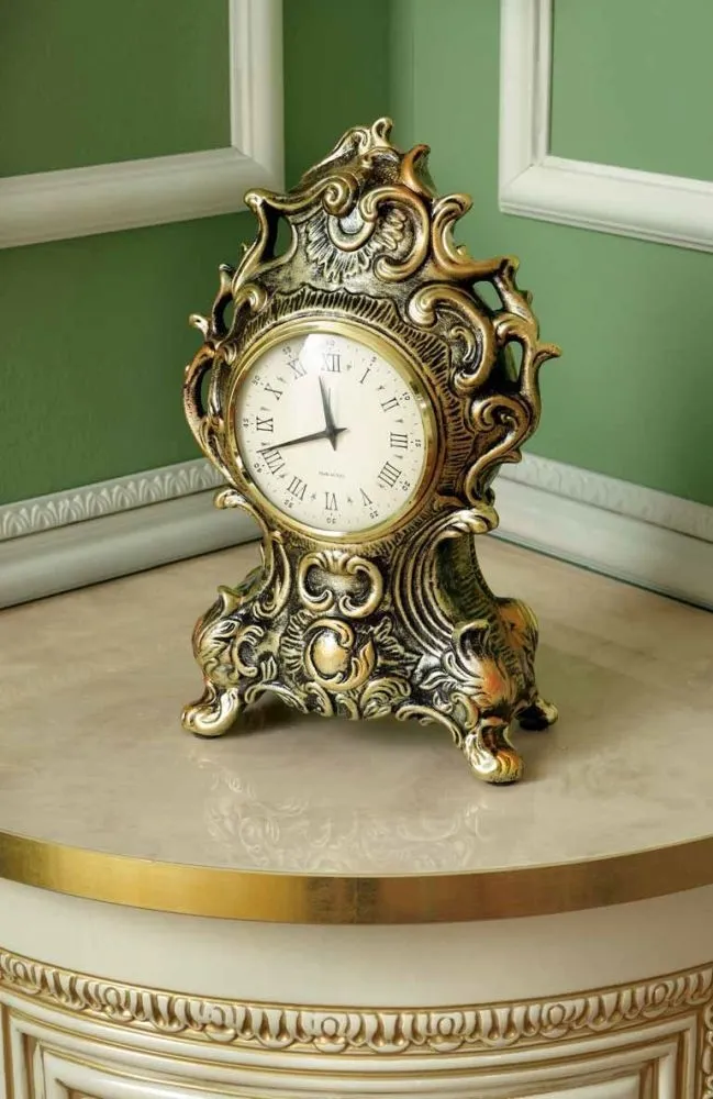 Leonardo Corner Cabinet - Ivory, Gold