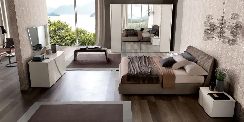 Modum Luna Italian Upholstered Bench