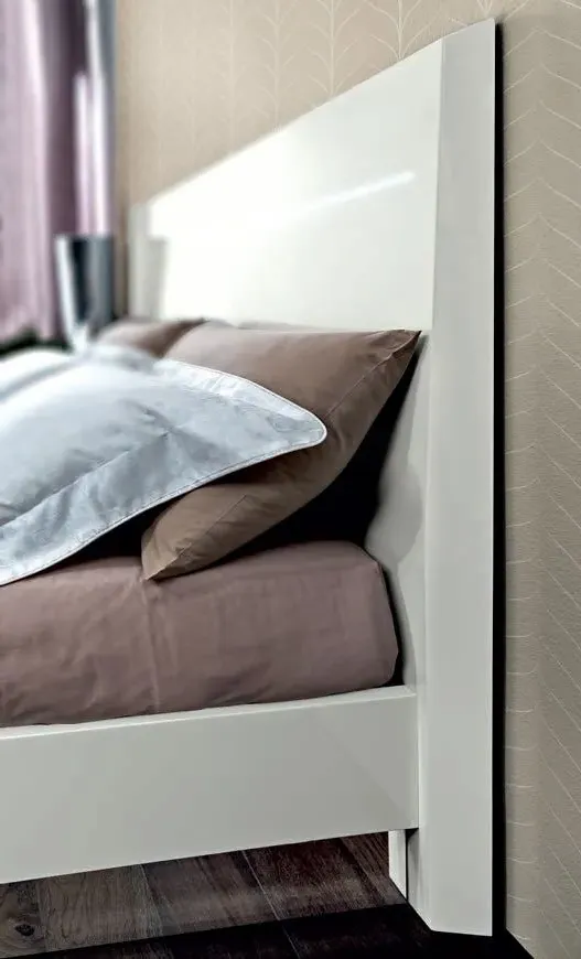 Modum Onda Bed Frame - White