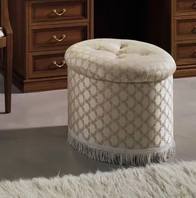 Nostalgia Round Pouf - Crystal image