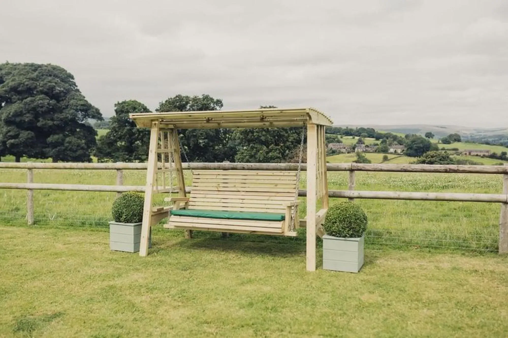 Antoinette 3-Seater Garden Swing - Ivory, Redwood