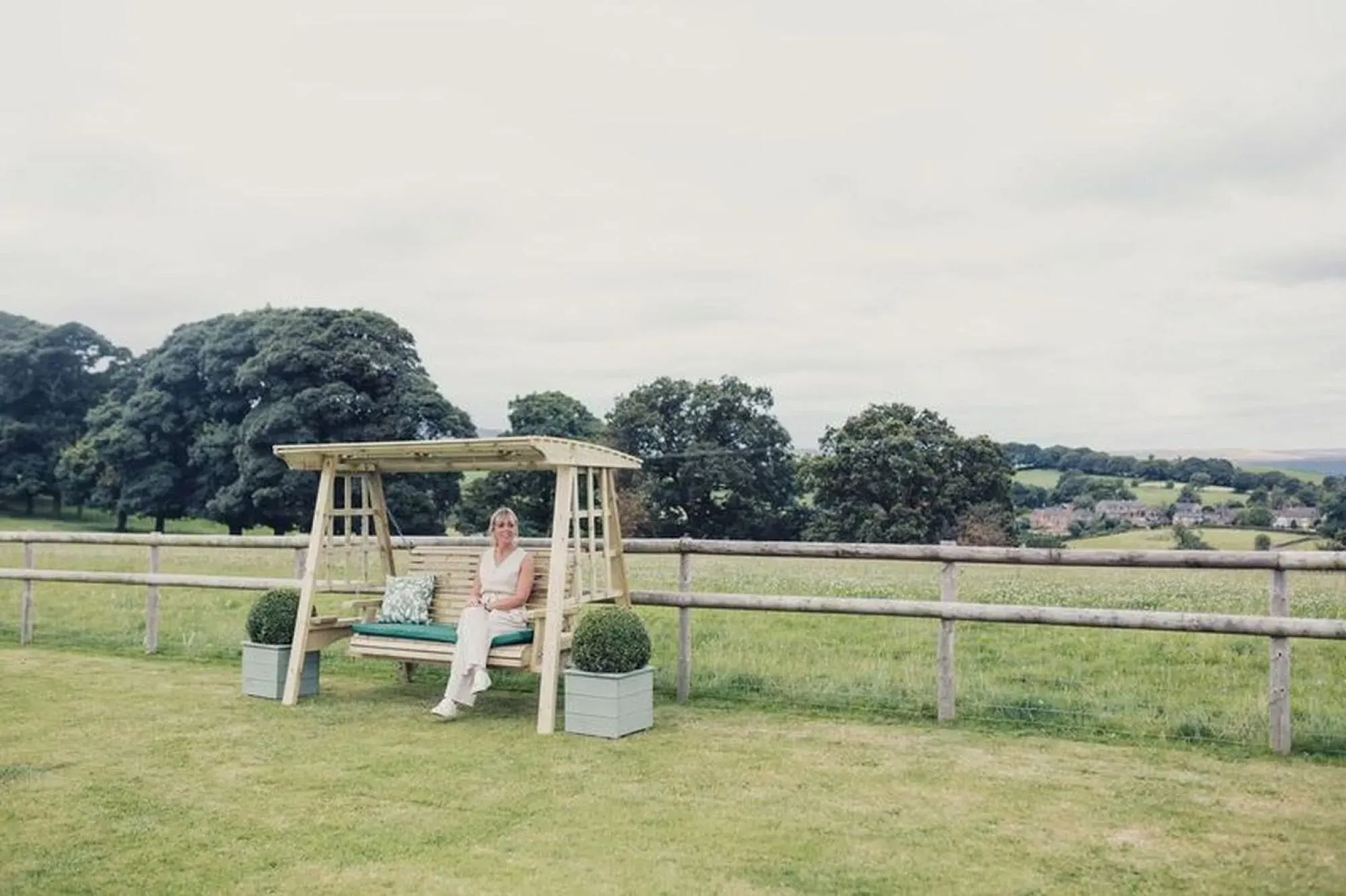 Antoinette 3-Seater Garden Swing - Ivory, Redwood