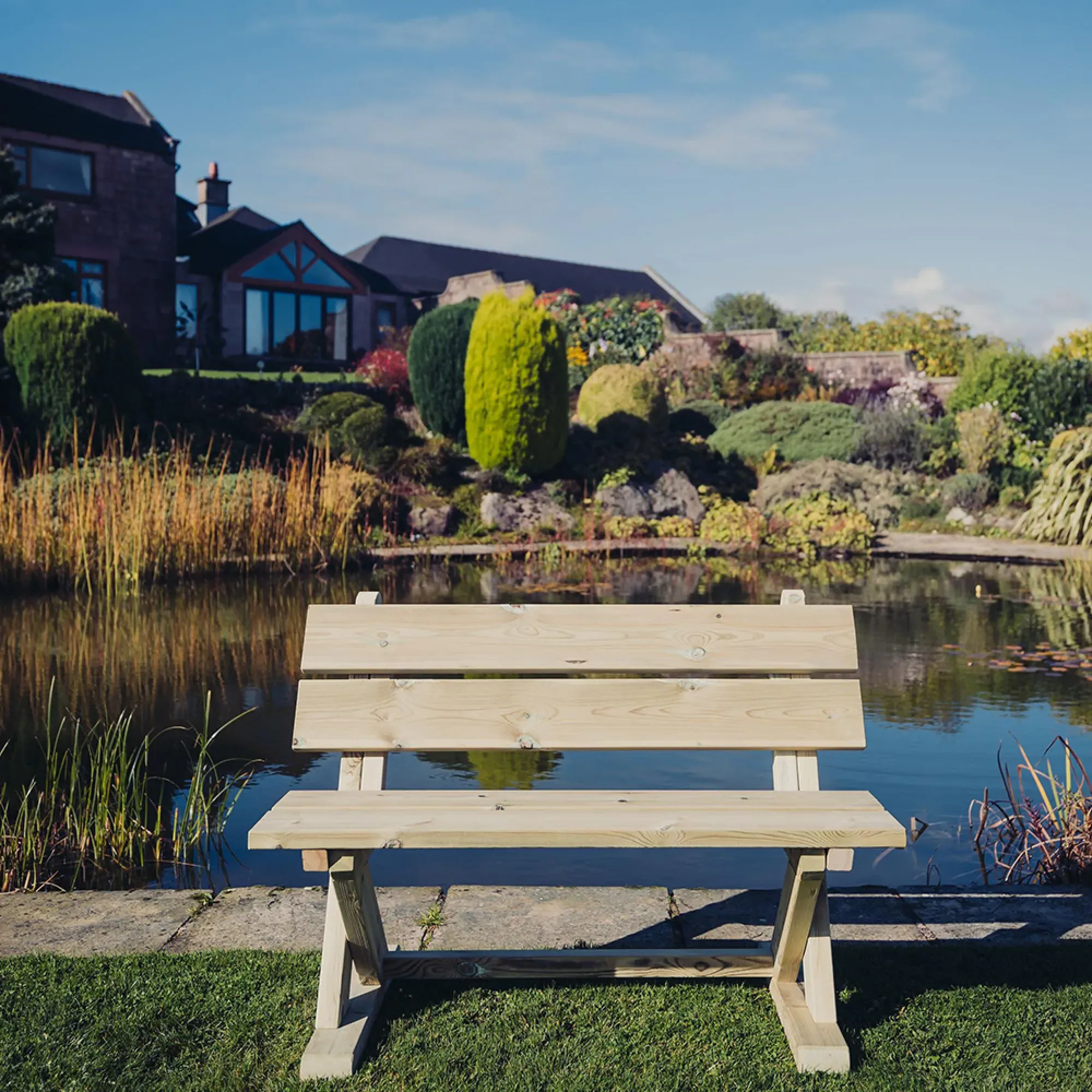 Ashcome 2-Seater Garden Bench - Ivory, Redwood