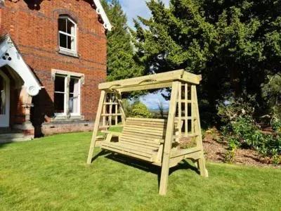 Cottage Redwood 3-Seater Garden Swing - Ivory