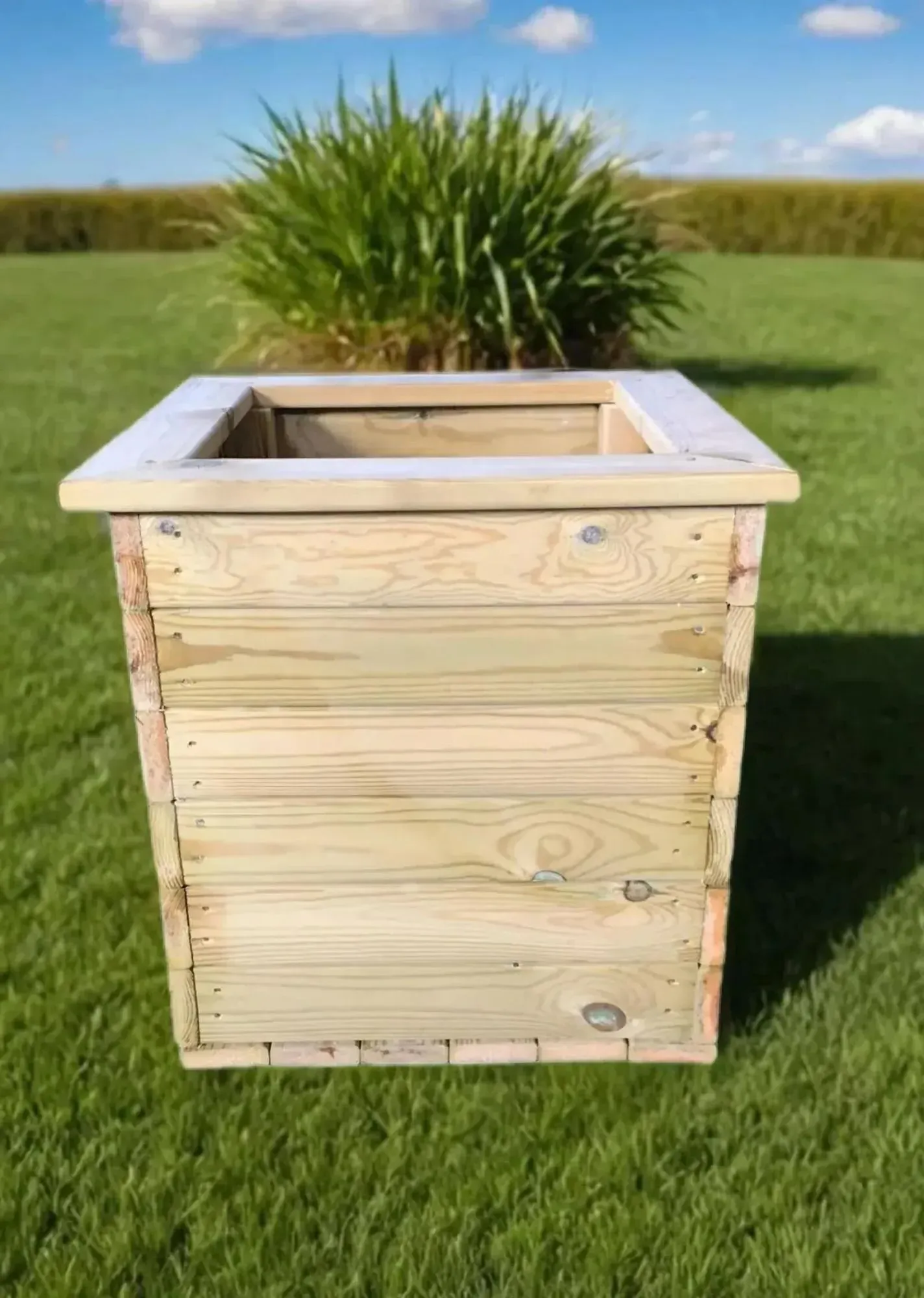 Deluxe Timber Square Garden Planter - Brown