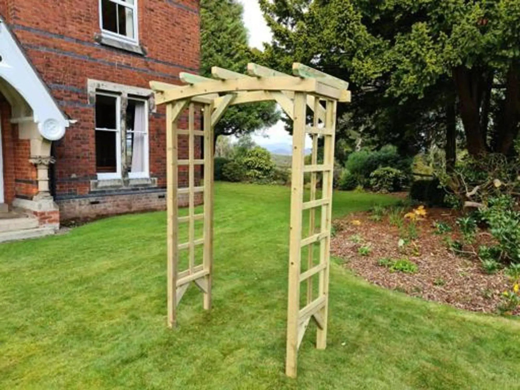 Ivy Wood 3ft Garden Arch - Ivory