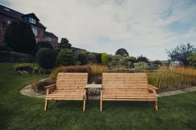 Redwood 2-Seater and 3-Seater Garden Bench Set - Brown