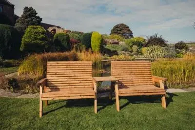 Redwood 2-Seater Garden Bench Set - Brown image
