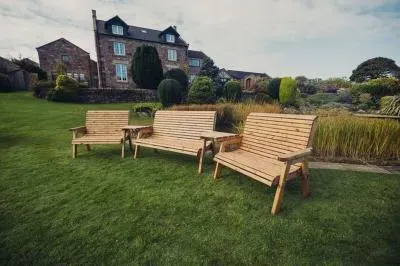 Redwood Angled Garden Benches Set 2x2-Seater 1x3-Seater - Brown