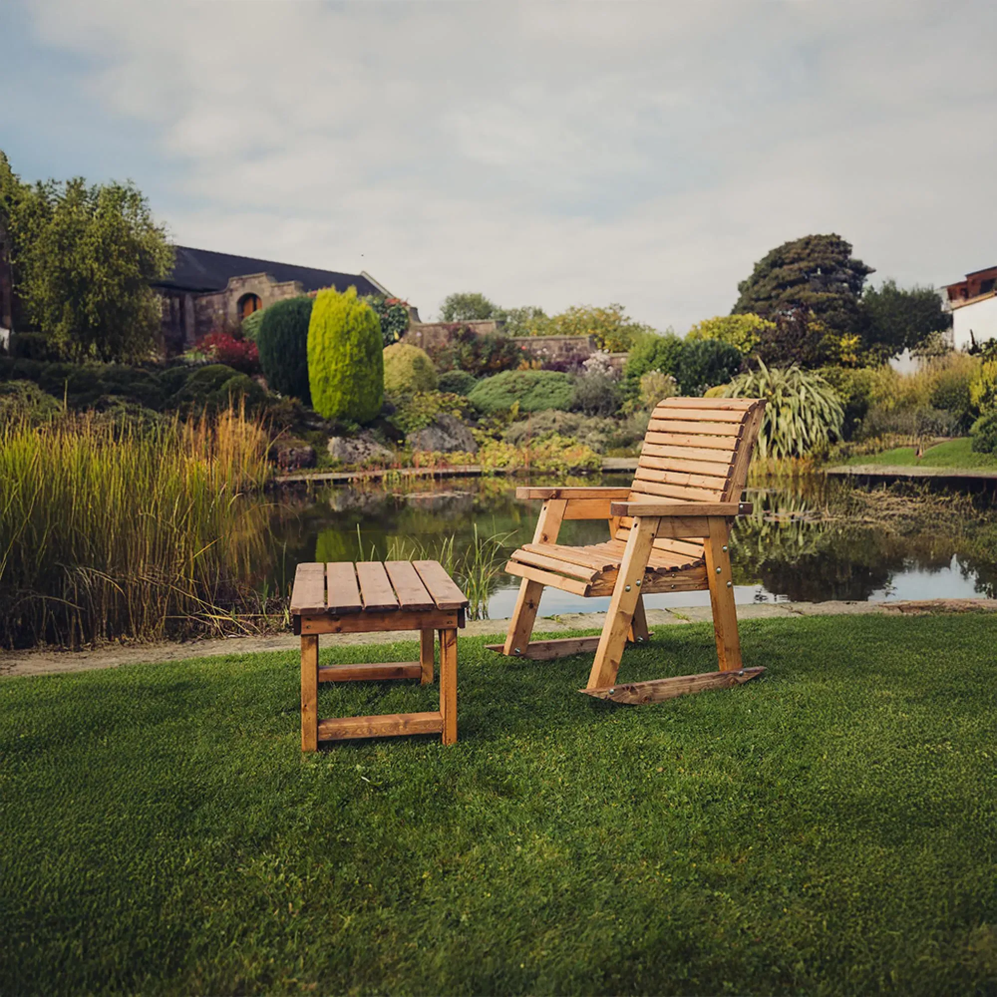 Redwood Garden Rocking Chair - Brown
