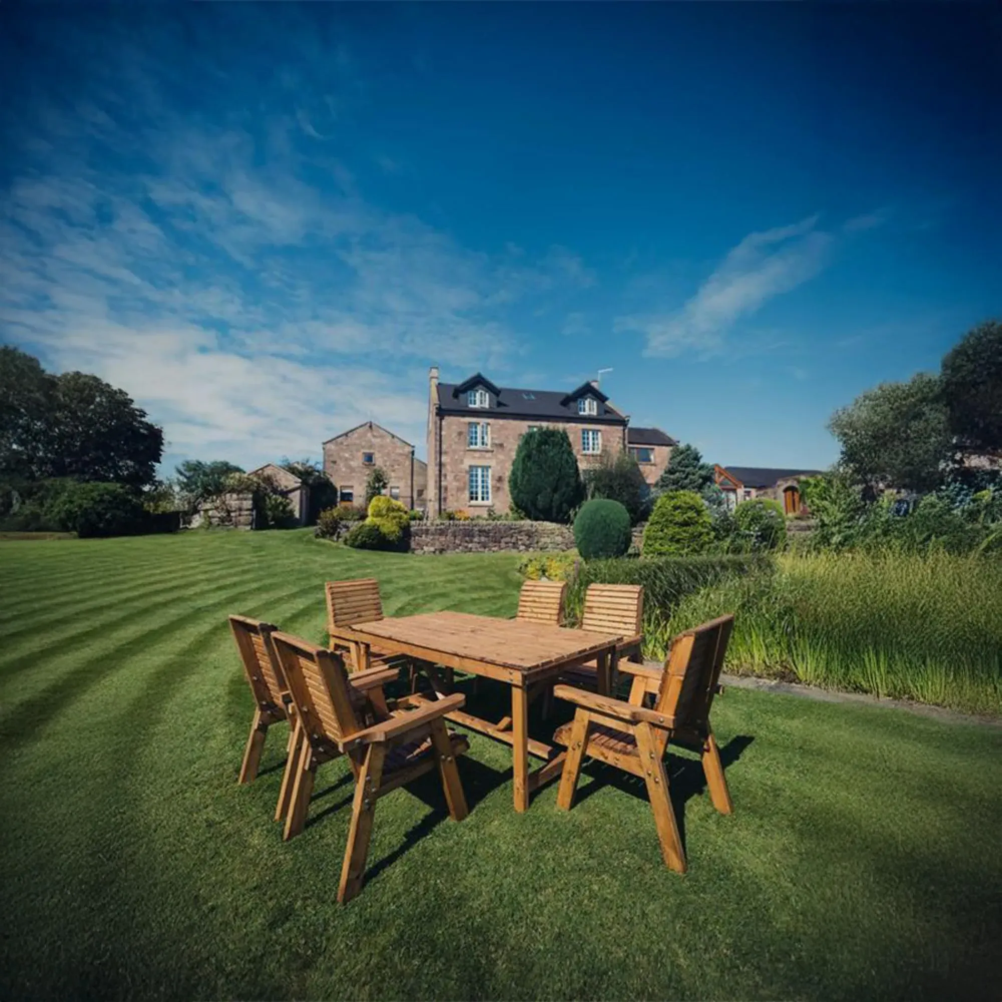 Redwood Rectangular Garden Table Set with 6 Chairs - Brown