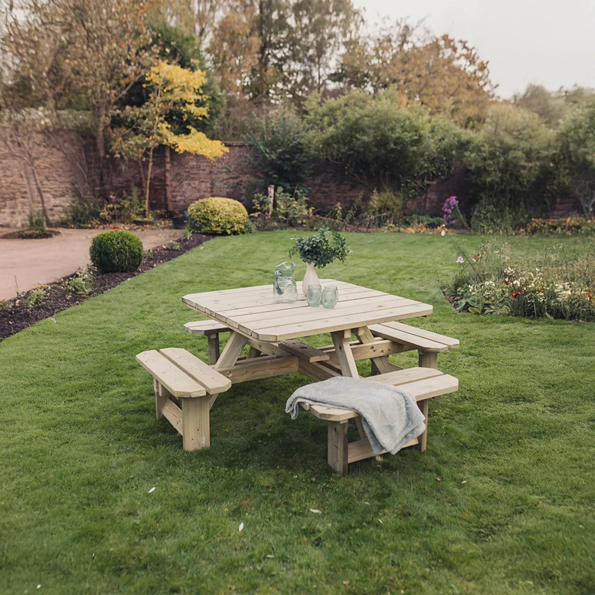 Westwood Square Picnic Table Set with 4 Benches - Ivory