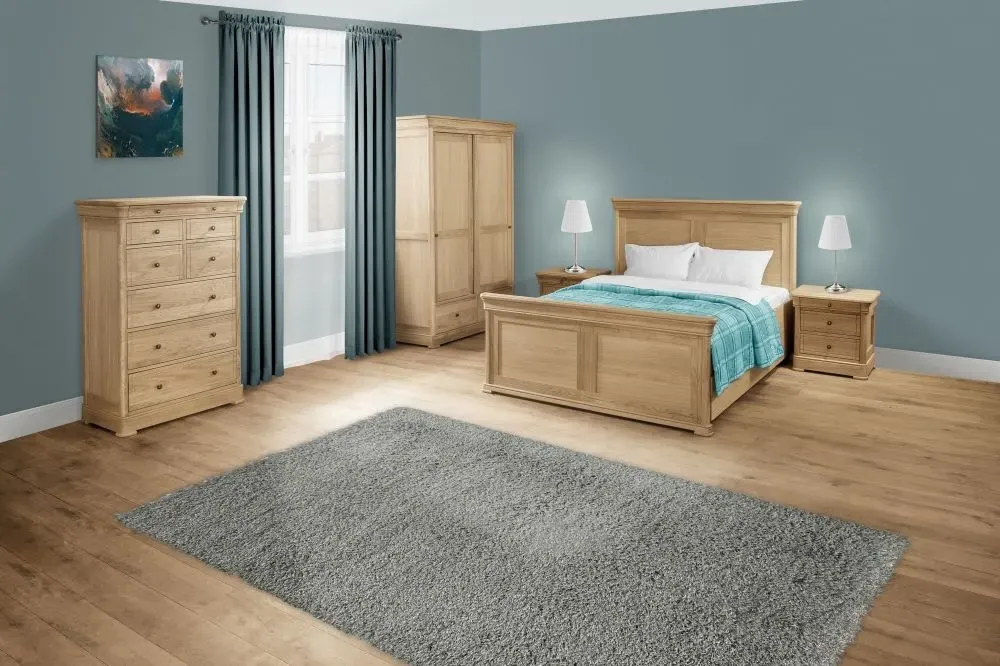 Moreno Oak 3 Drawer Bedside Cabinet - Oak