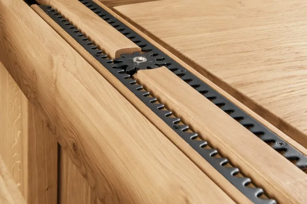 Sorento Oak Round 4 Seater Extendable Dining Table