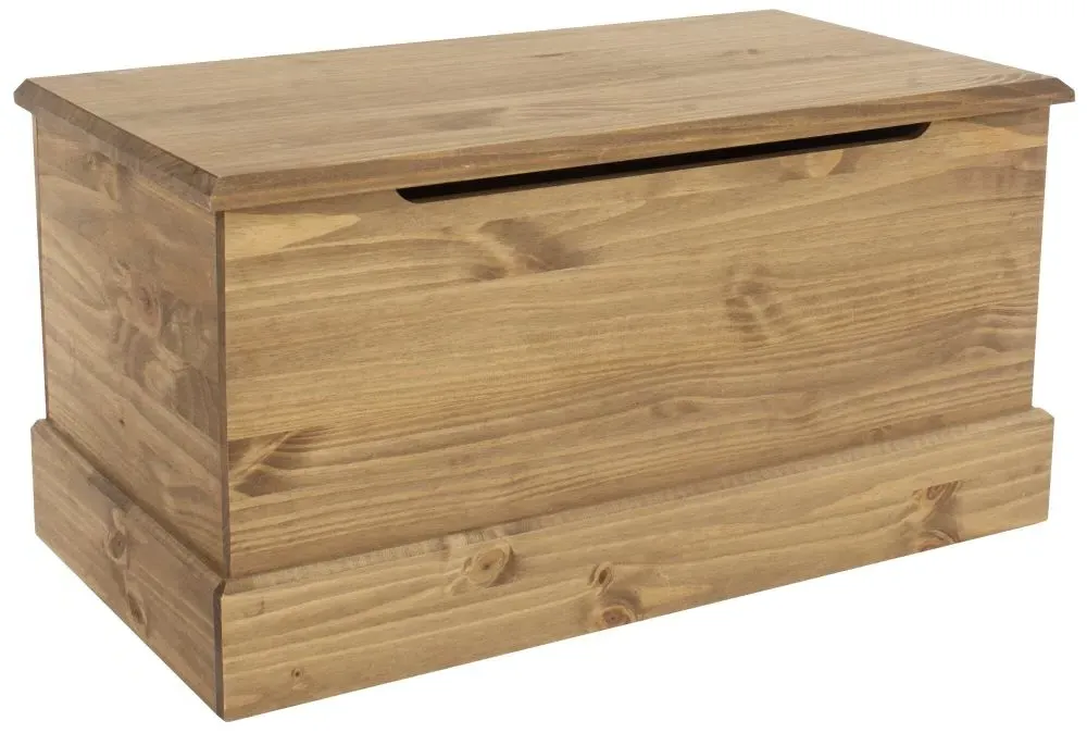 Costilla Pine Ottoman Storage Trunk