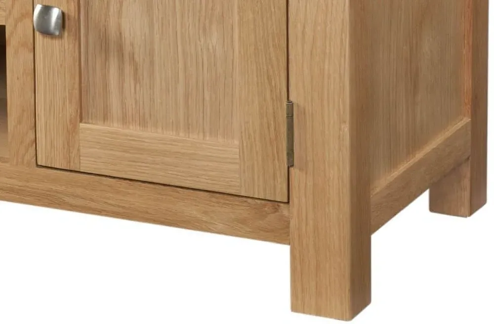 Appleby Oak 120cm TV Unit - Light Lacquer