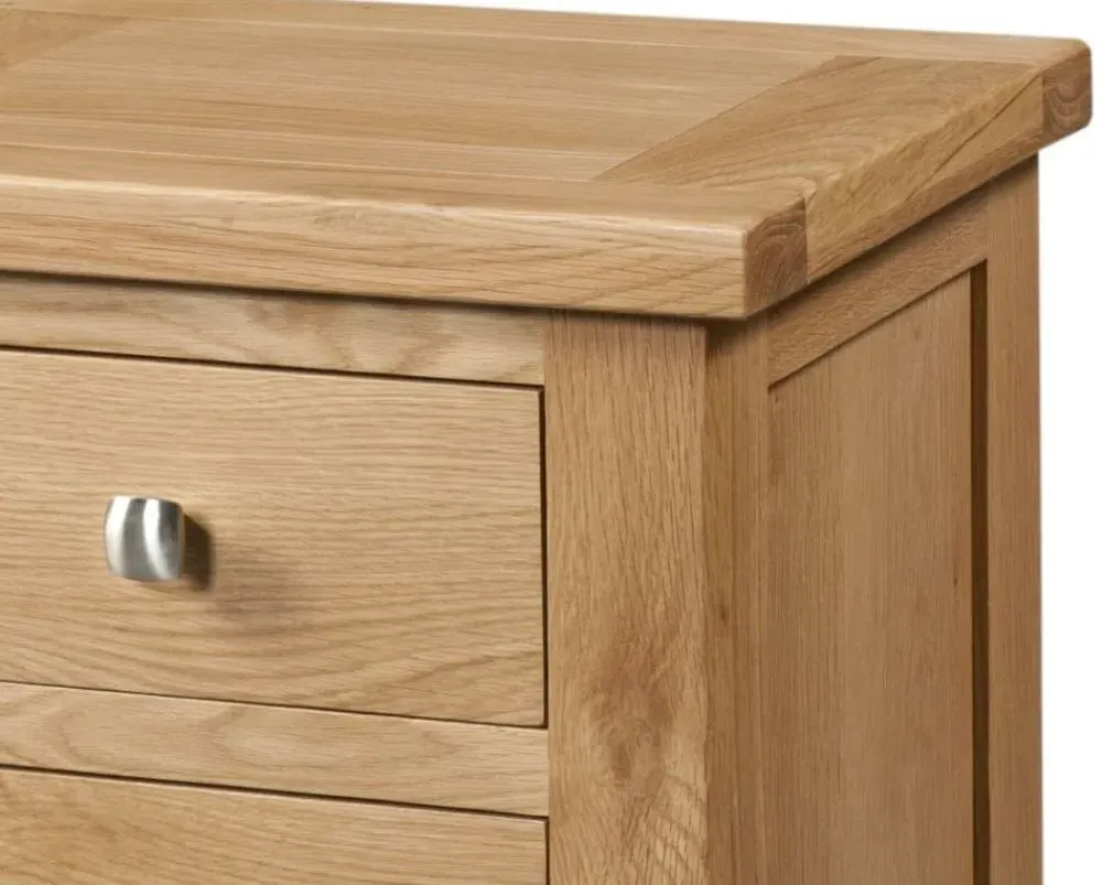 Appleby Oak 3 Drawer Bedside Cabinet - Light Lacquer