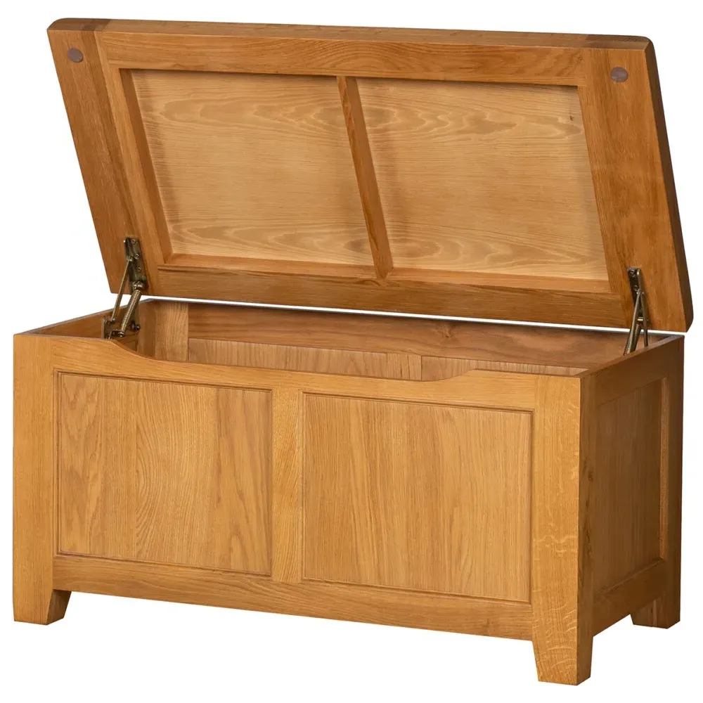 Somer Oak Blanket Box - Wax