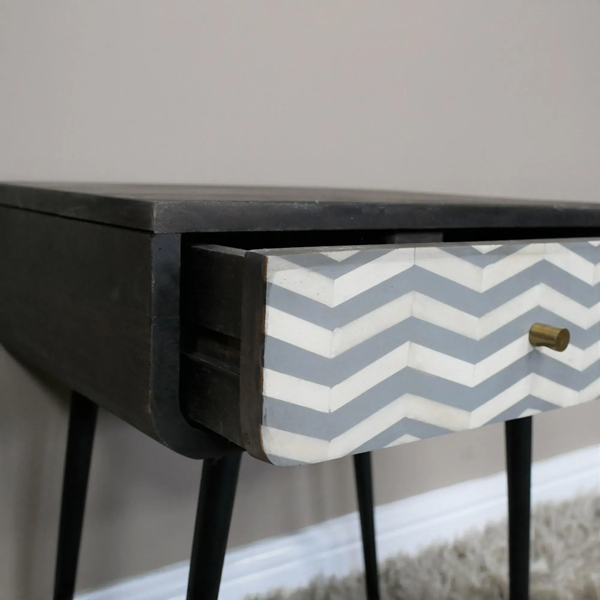 1 Drawer Bedside Cabinet - Black, Mango Wood