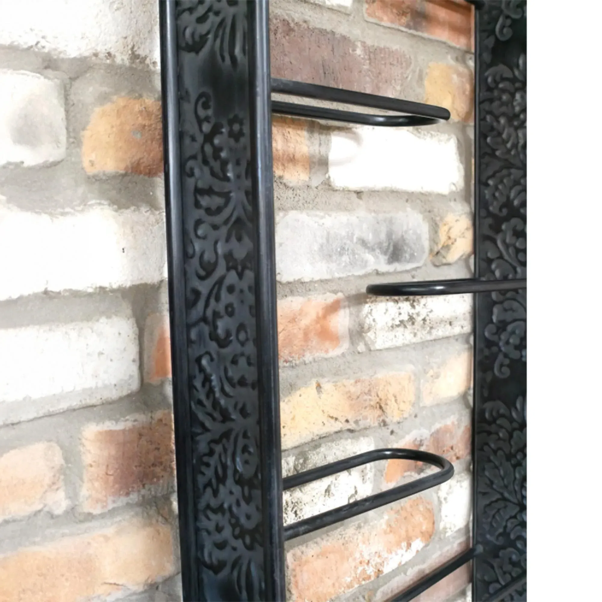 10 Bottle Wine Holder - Black, Metal