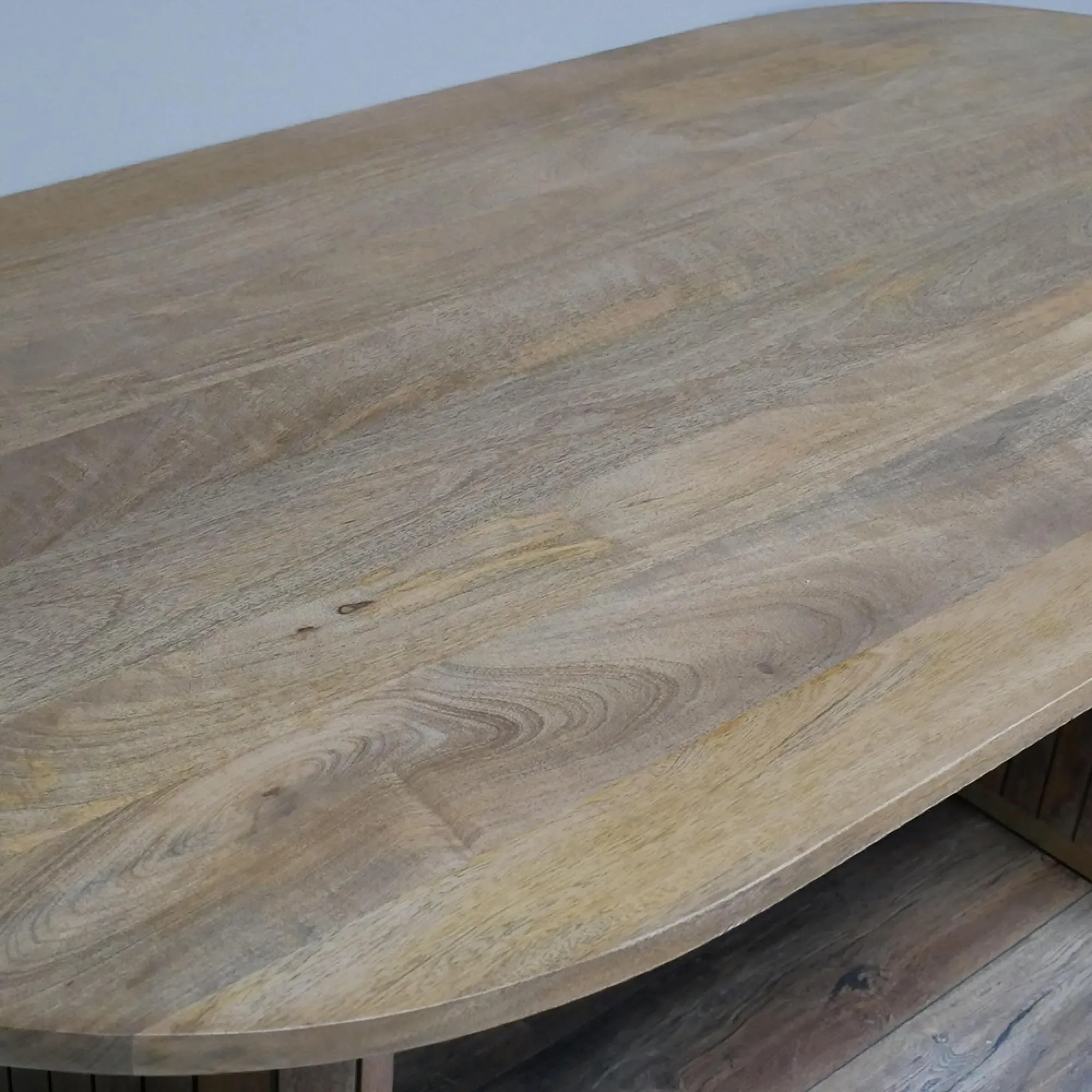 6 Seater Oval Dining Table - Mango Wood