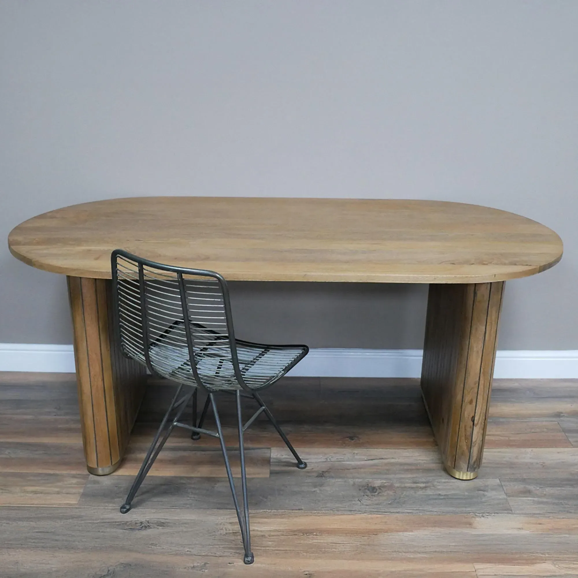 6 Seater Oval Dining Table - Mango Wood