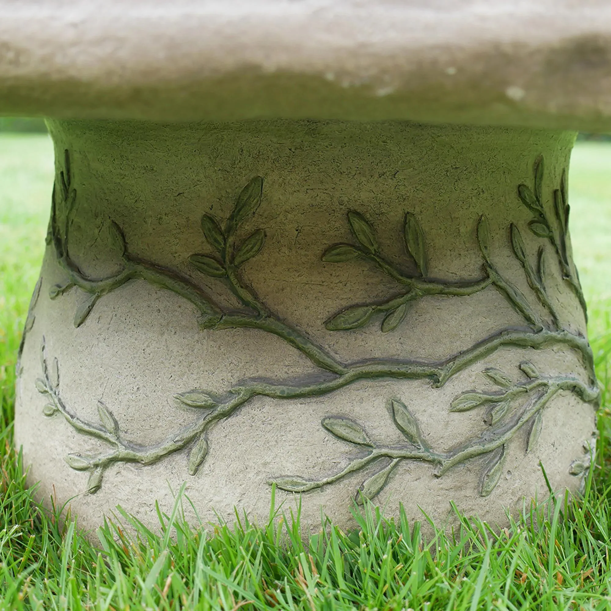 Bird Bath with Fairies - Off White