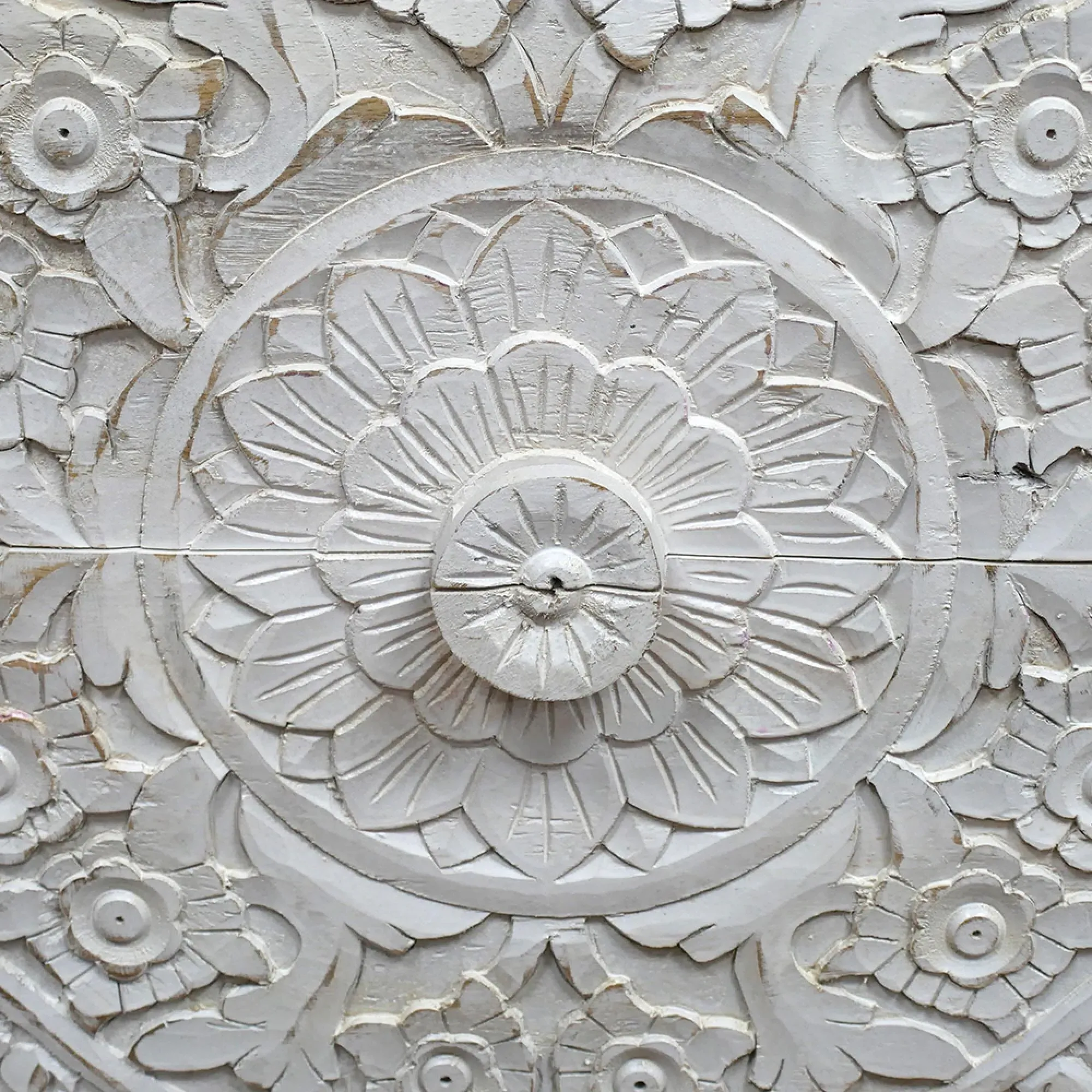 Carved Mango Wood 2 Drawer Bedside Cabinet - White