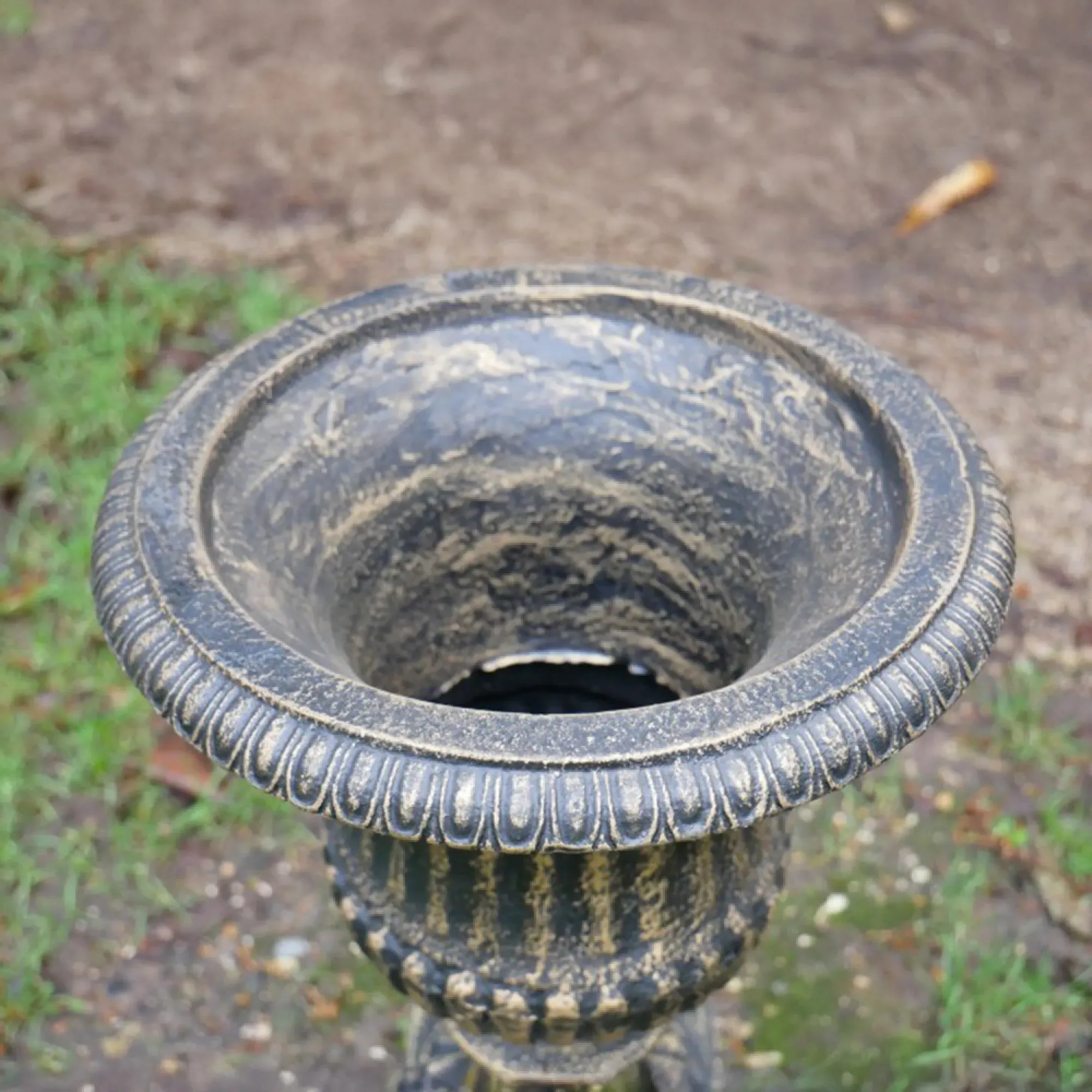 Garden Urn with Base - Bronze
