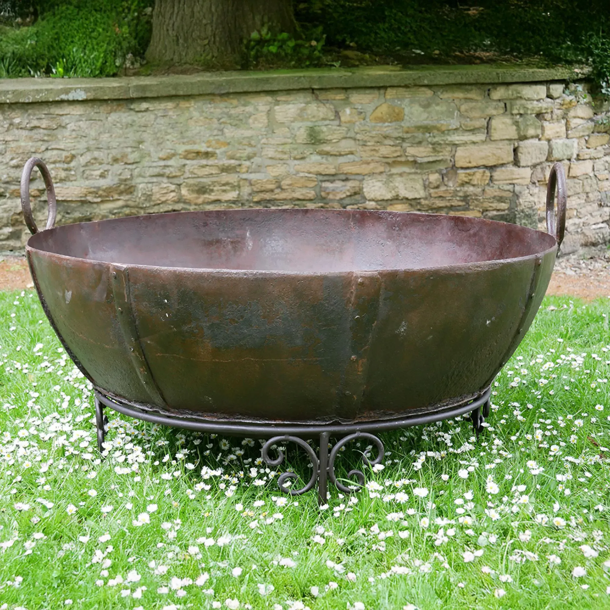 Giant Garden Kadai - Bronze Metal