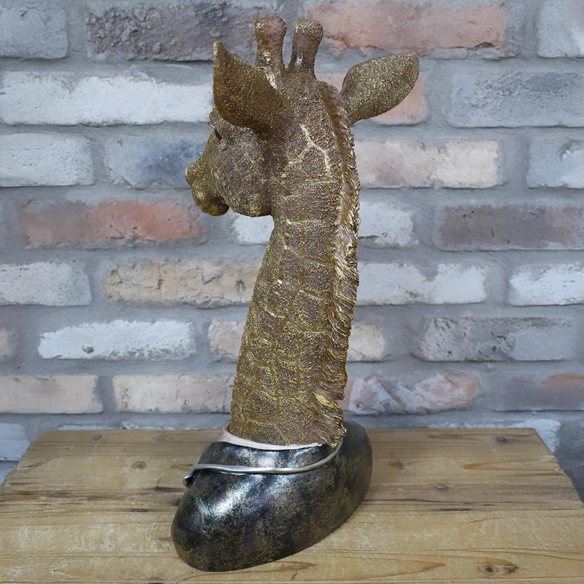 Giraffe Bust Set of 2 - Decorative Sculpture
