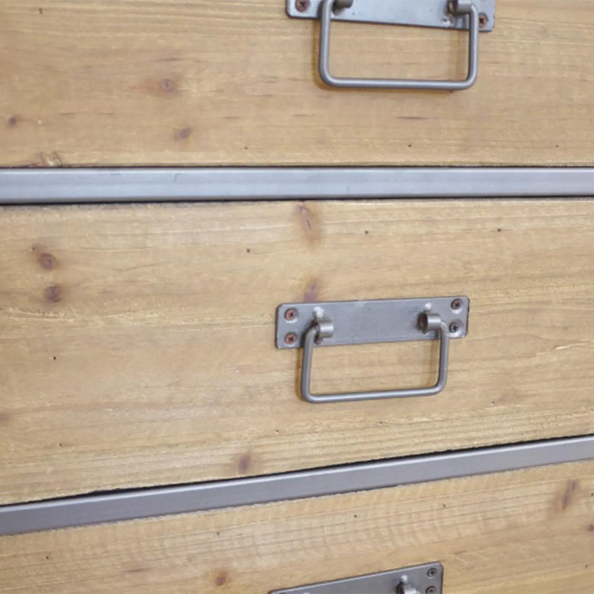 Industrial Retro 4 Drawer Chest