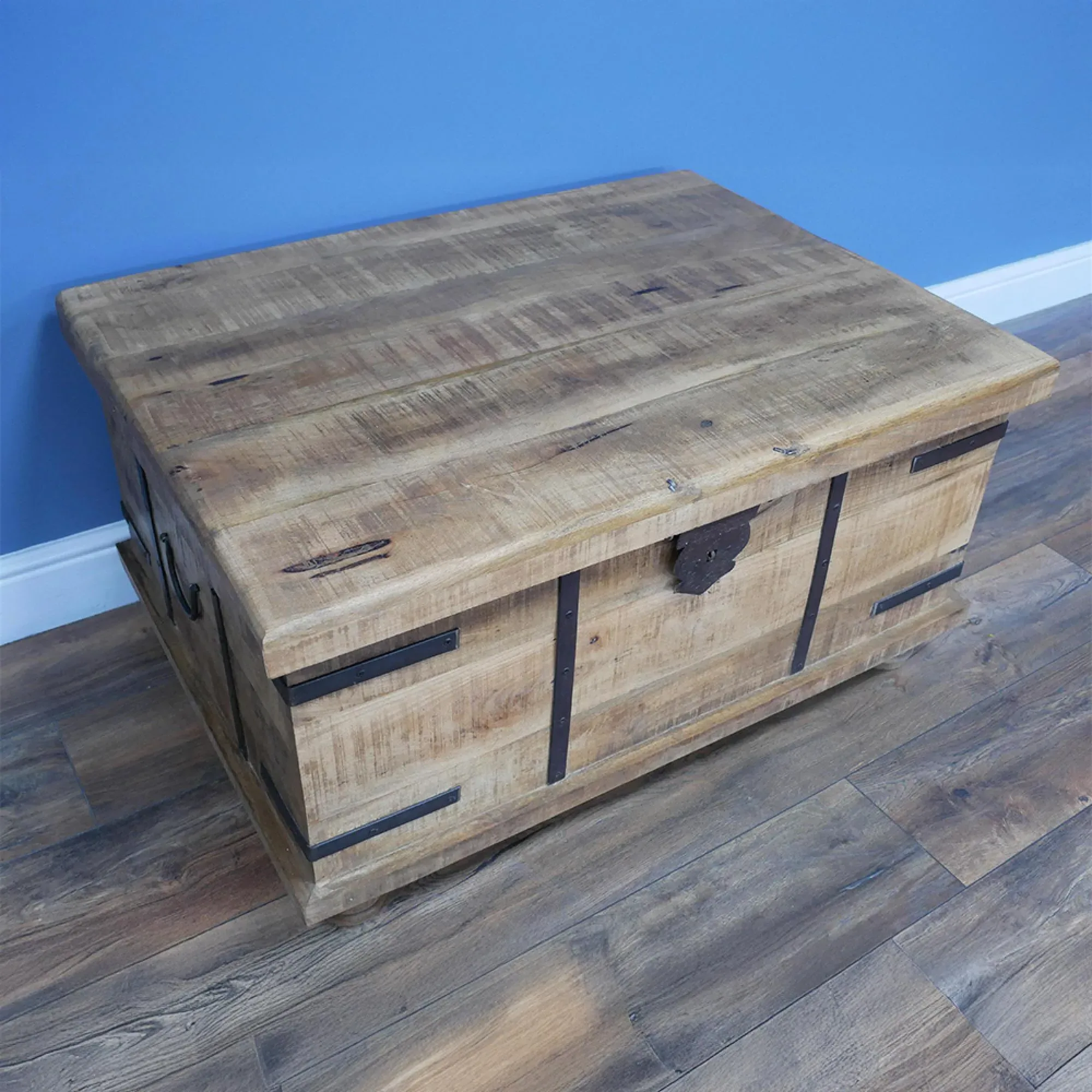 Mango Wood Trunk Coffee Table with Storage