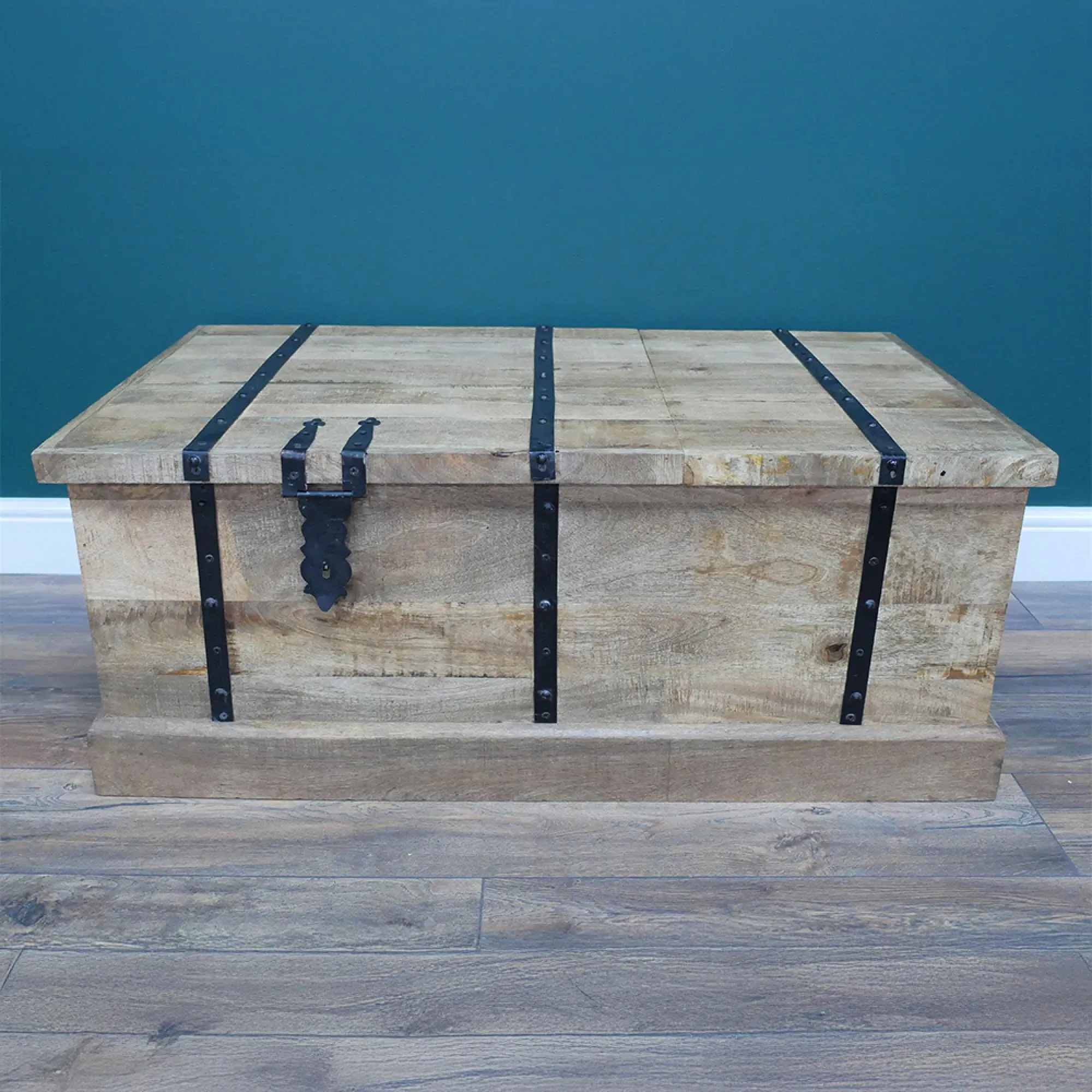 Mango Wood Trunk with Wine Bottle Storage