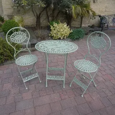 Oval Garden Table with 2 Chairs - Green, Metal