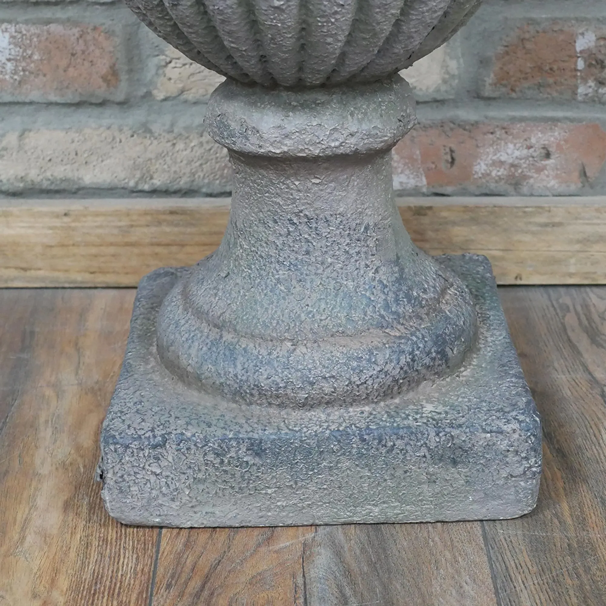 Plant Pedestal Garden Urn - Grey