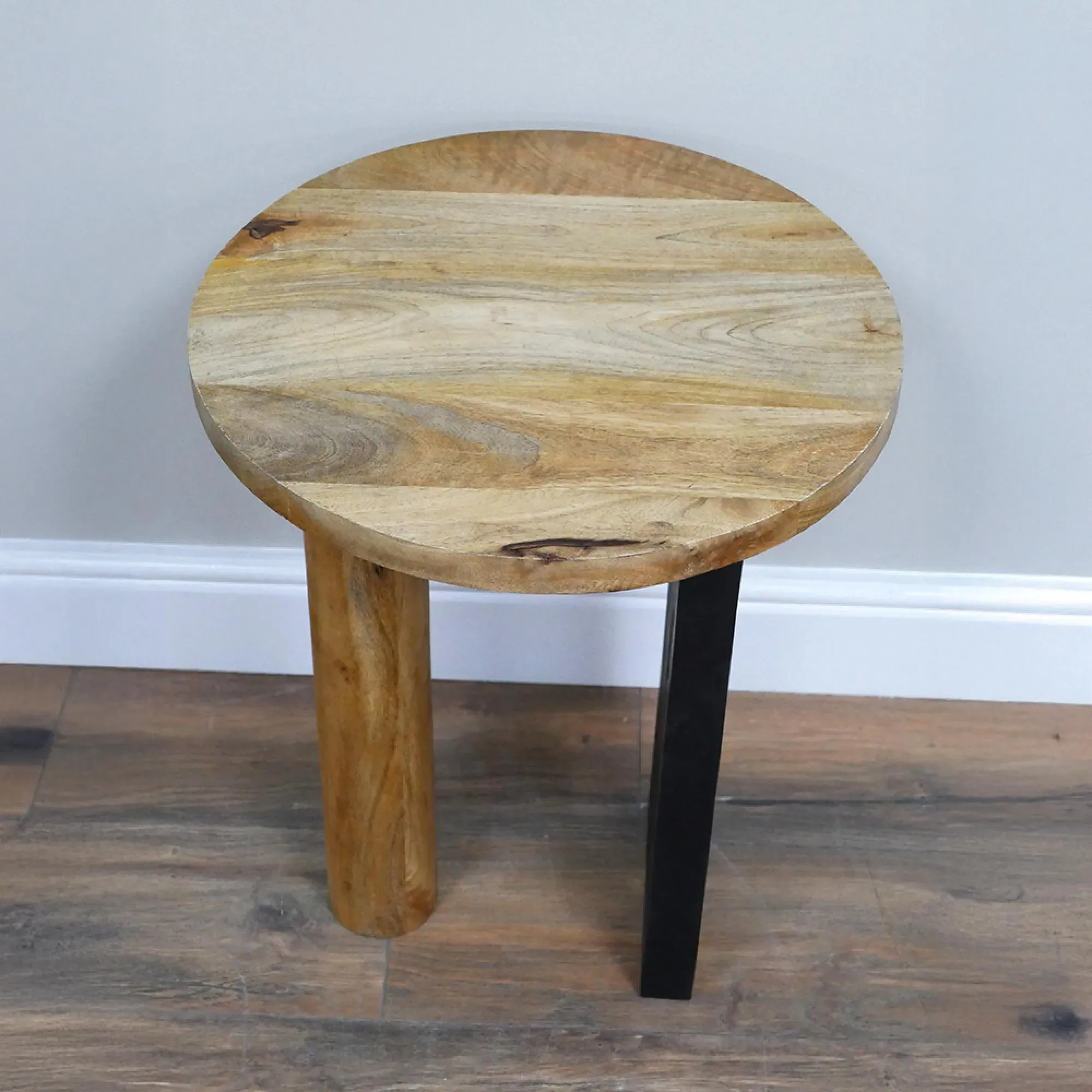 Round Side Table - Mango Wood