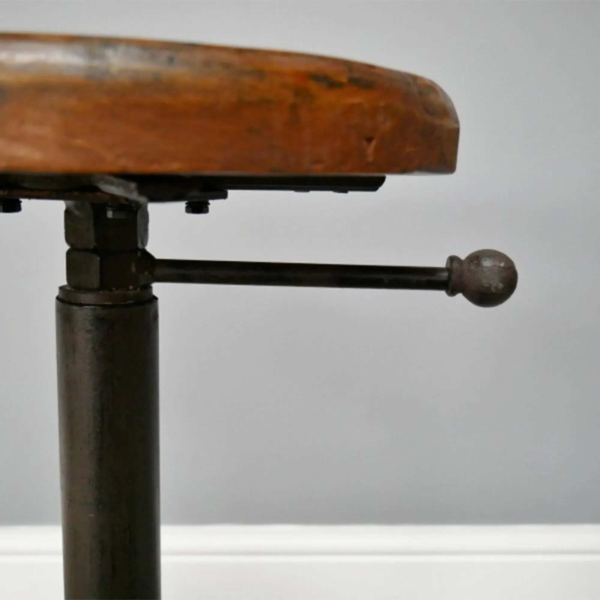 Round Stool - Wooden Top