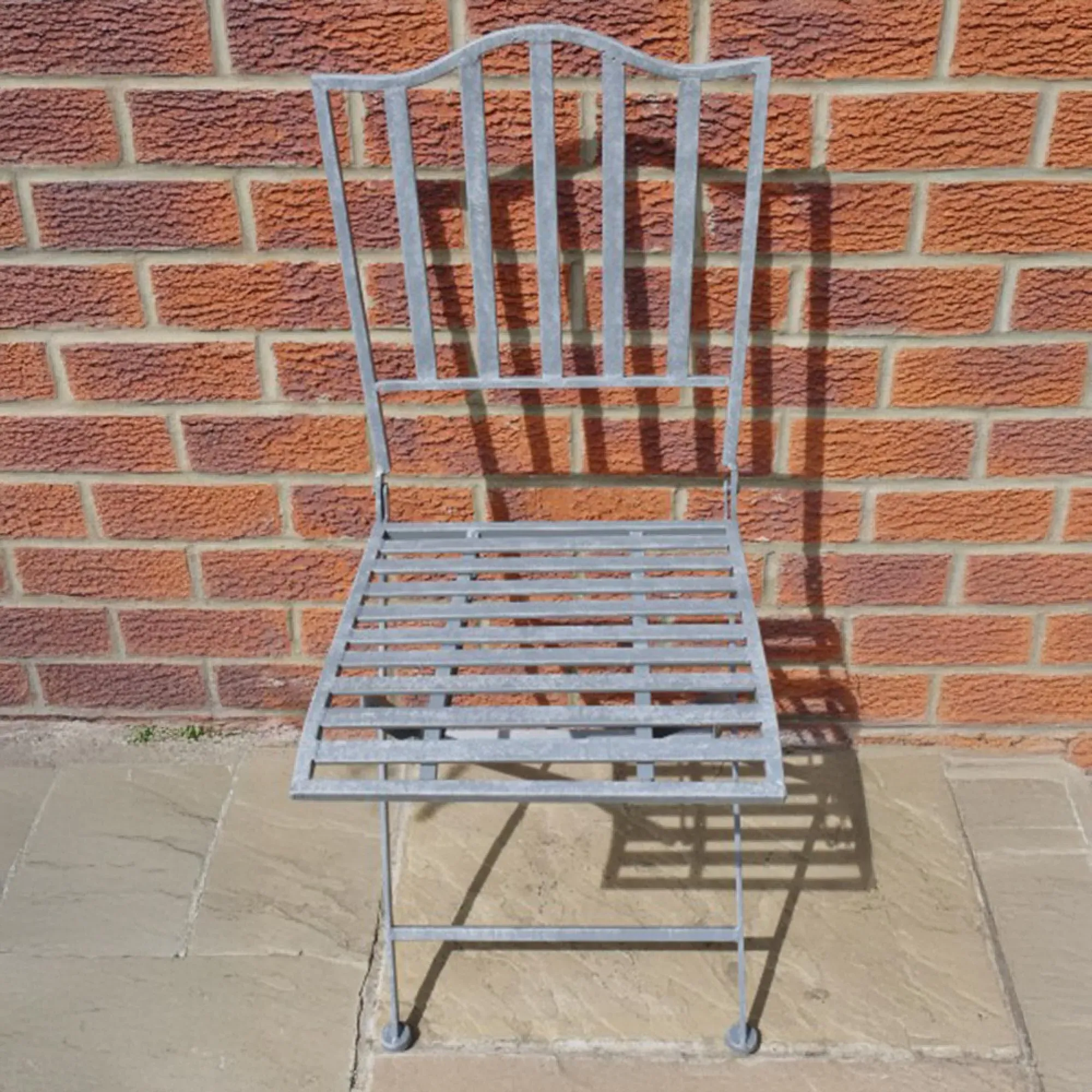 Savannah Round Garden Table with 2 Chairs - Grey, Metal