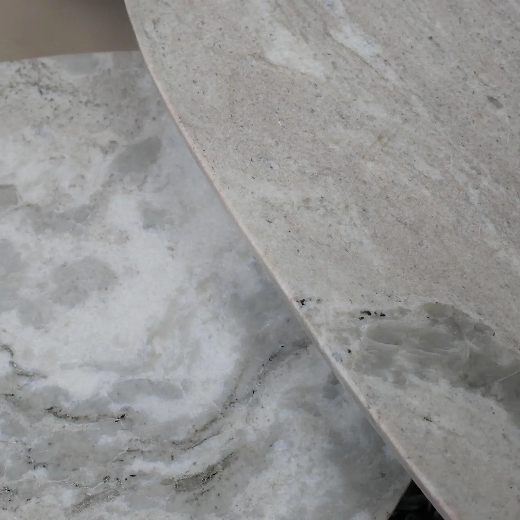 Set of 2 Triangular Side Tables - Grey, Marble