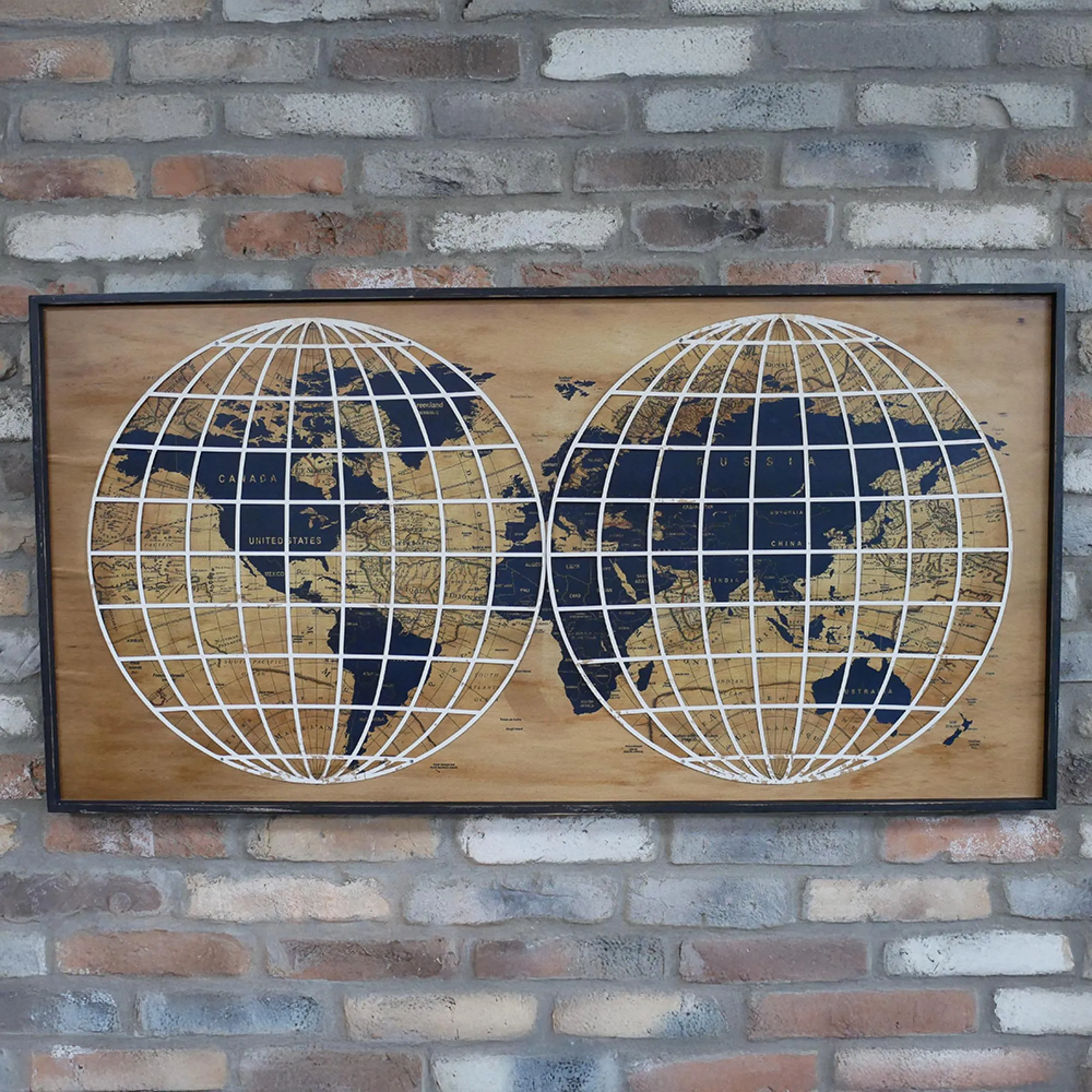 World Map Wall Decor - Set of 2