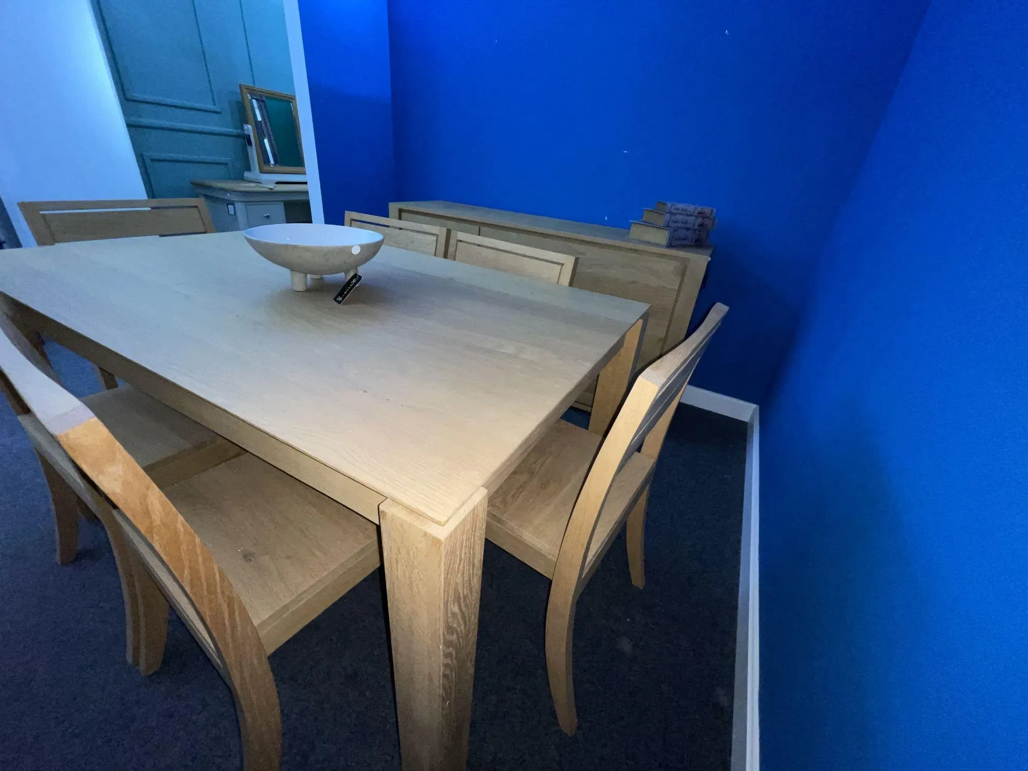 Slice Extendable Dining Table - Oak