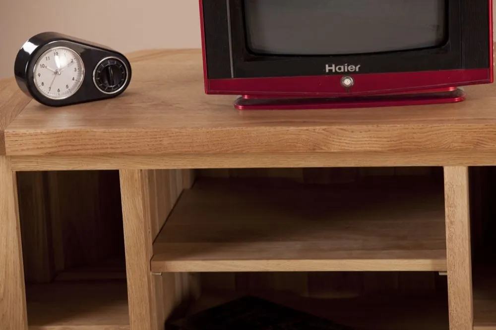 Kent Oak Small Corner TV Unit - Medium Brushed Oil, Oak