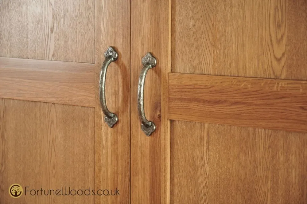 Lyon Oak 3 Door 2 Drawer Wardrobe - Lacquer