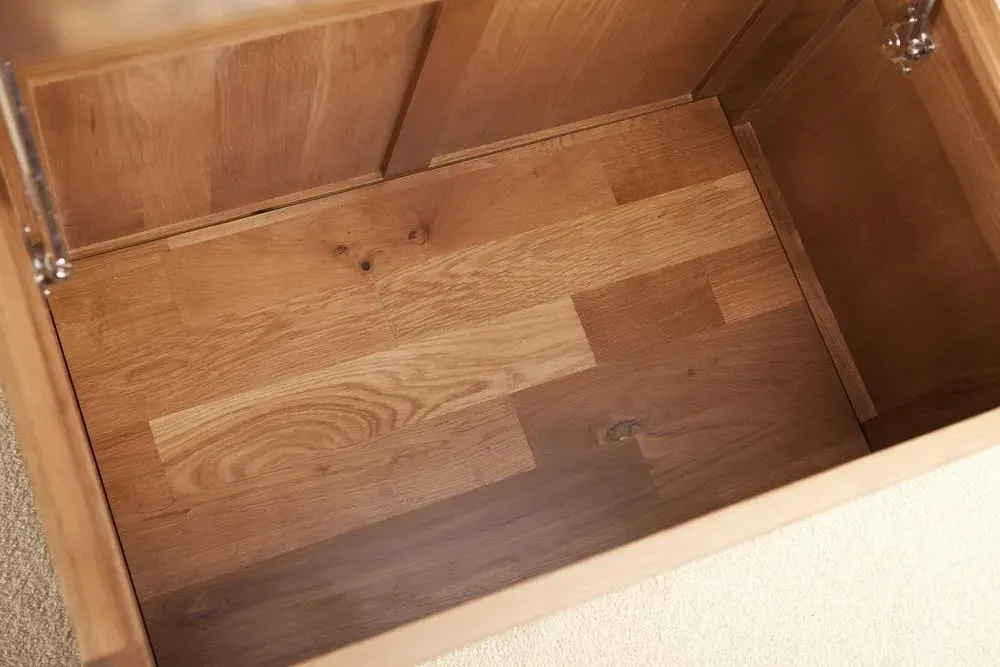 Originals Blanket Box - Dark Lacquered, Oak