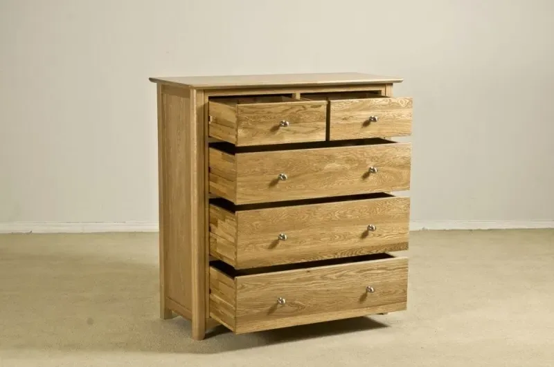 Shaker Oak 3+2 Drawer Chest - Oak